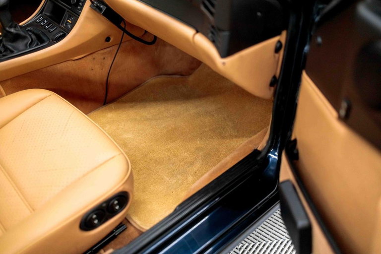 Porsche 968
