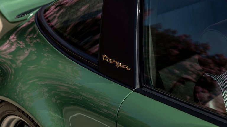 Porsche 911 Backdate