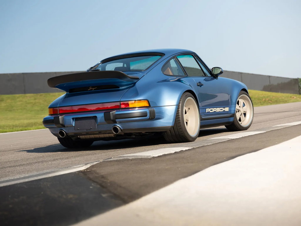 Porsche 911 Reimagined by Singer