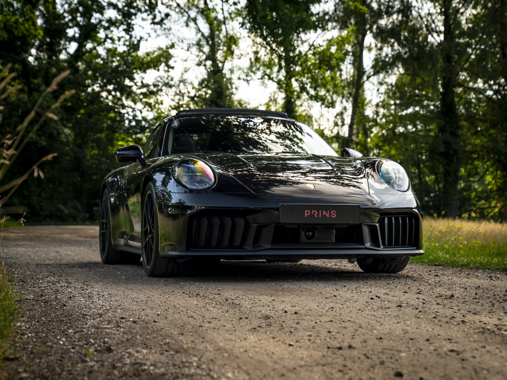 Porsche 992.2 Carrera GTS