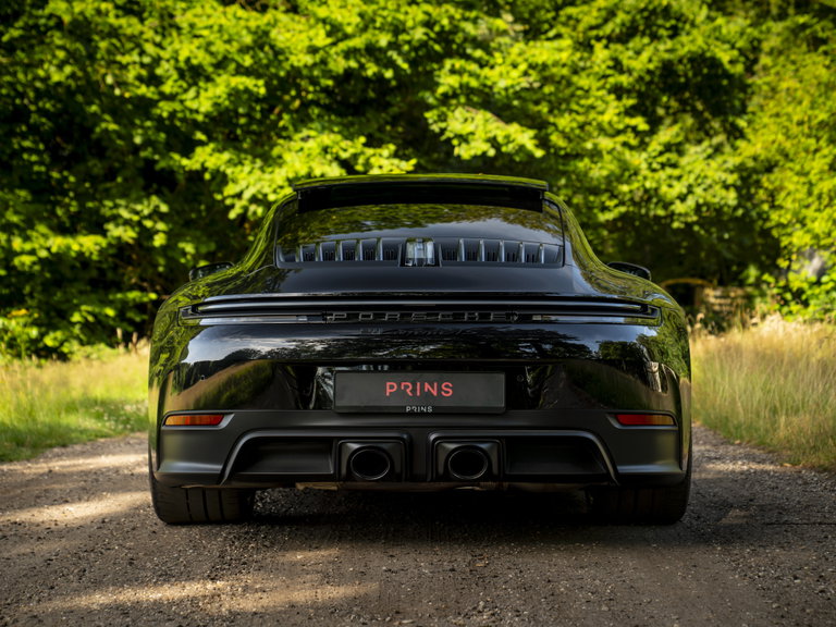 Porsche 992.2 Carrera GTS