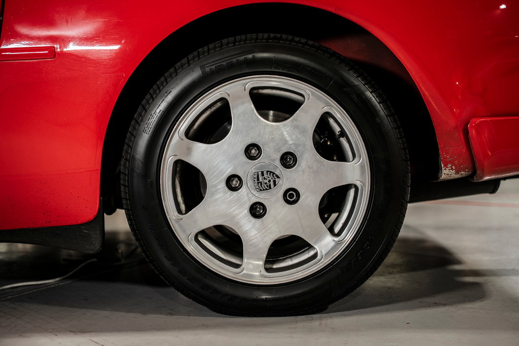 Porsche 944 Turbo Cup