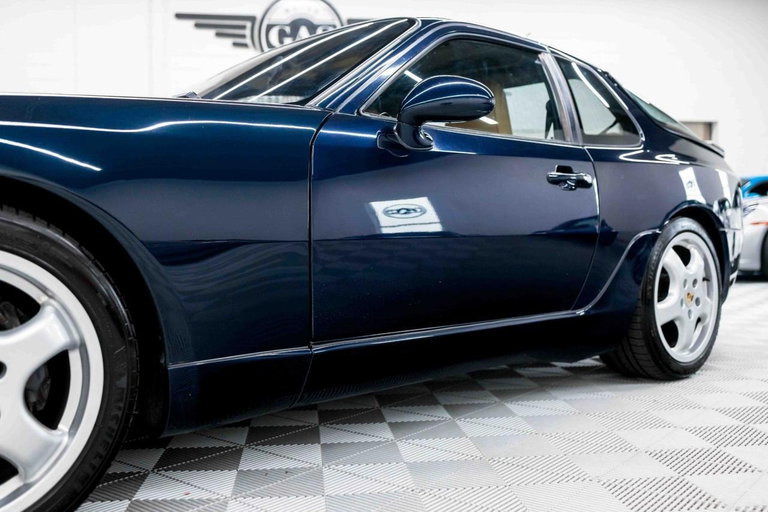 Porsche 968