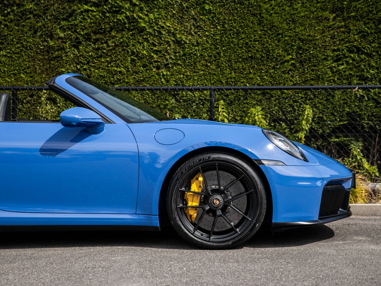 Porsche 992.2 Carrera 4 GTS