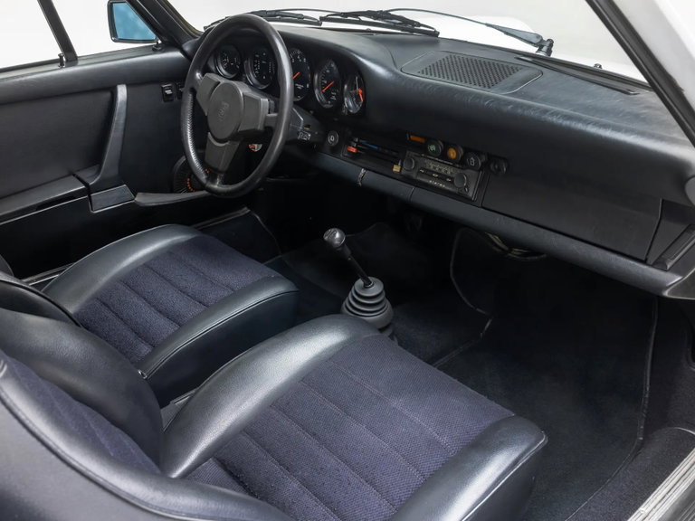 Porsche 911 Turbo 3.0