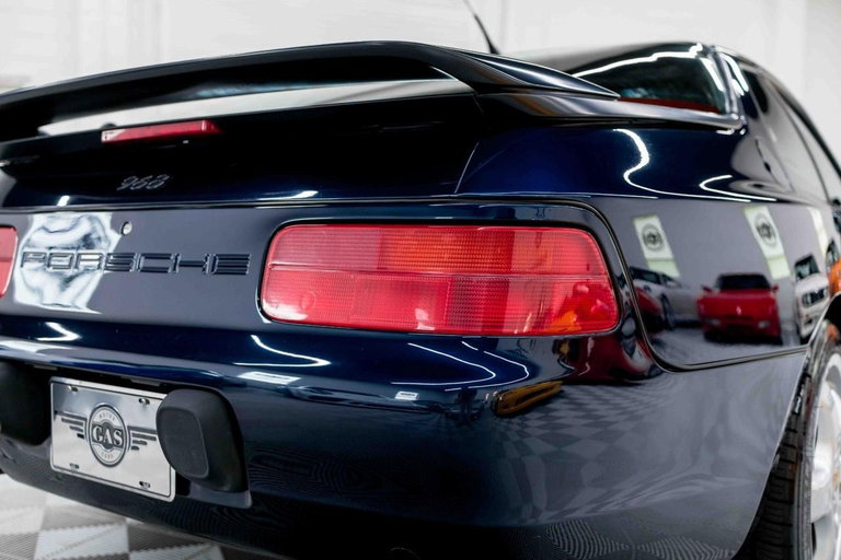 Porsche 968