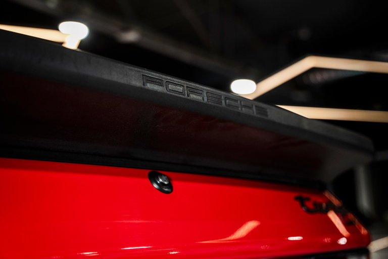 Porsche 944 Turbo Cup
