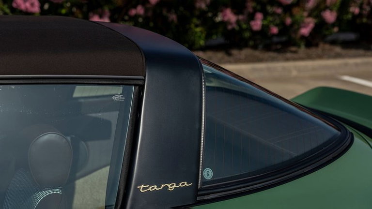 Porsche 911 Backdate