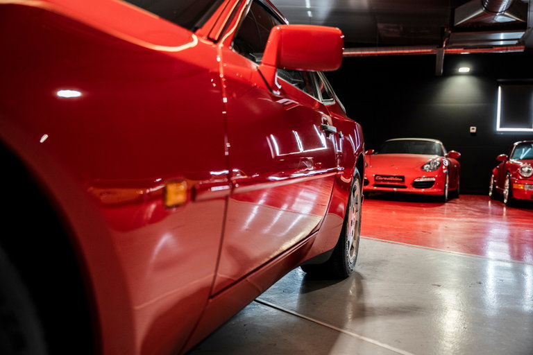 Porsche 944 Turbo Cup