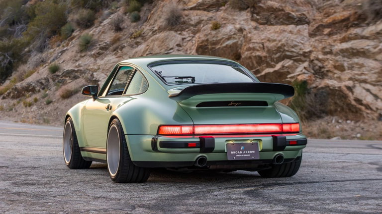 Porsche 911 Reimagined by Singer
