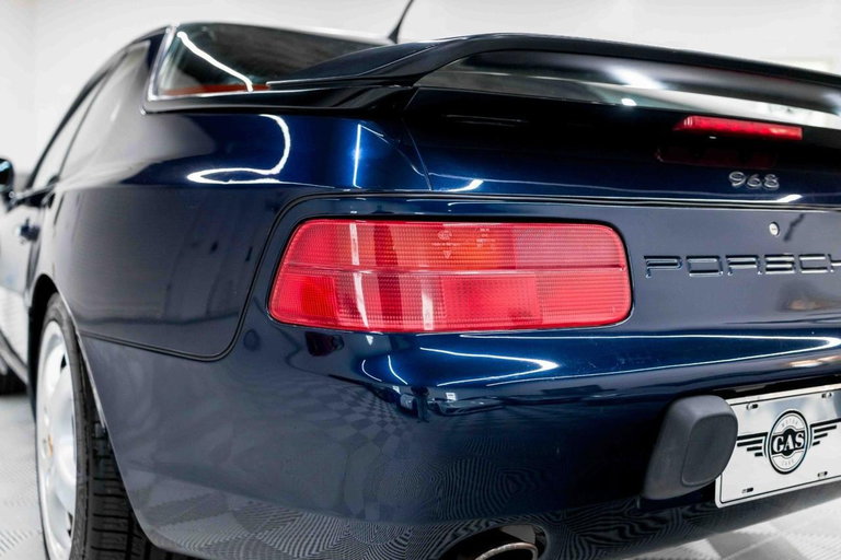 Porsche 968
