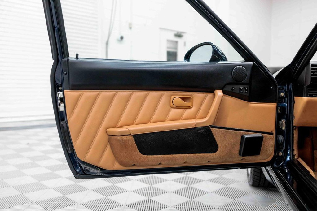 Porsche 968