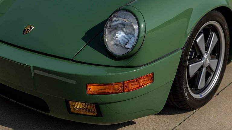 Porsche 911 Backdate