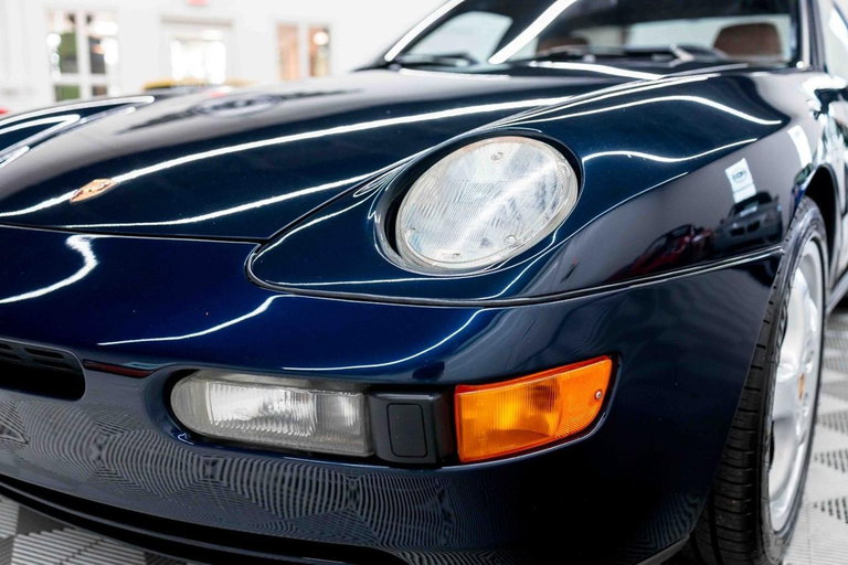 Porsche 968