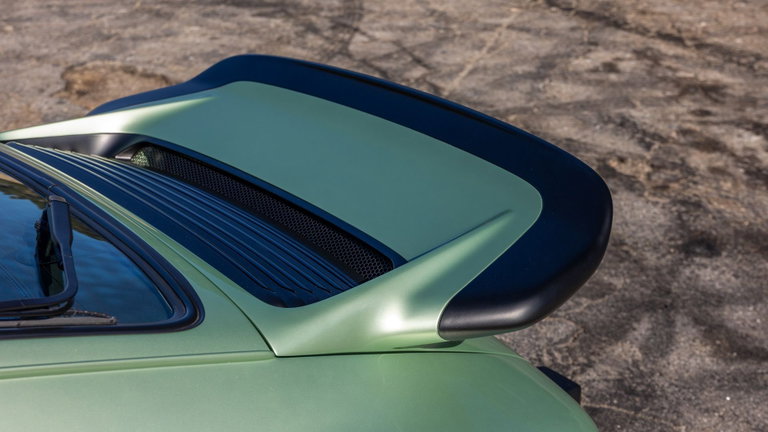 Porsche 911 Reimagined by Singer