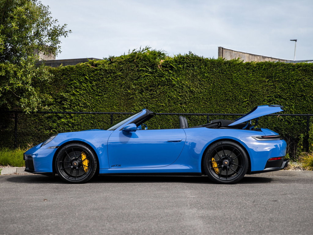 Porsche 992.2 Carrera 4 GTS