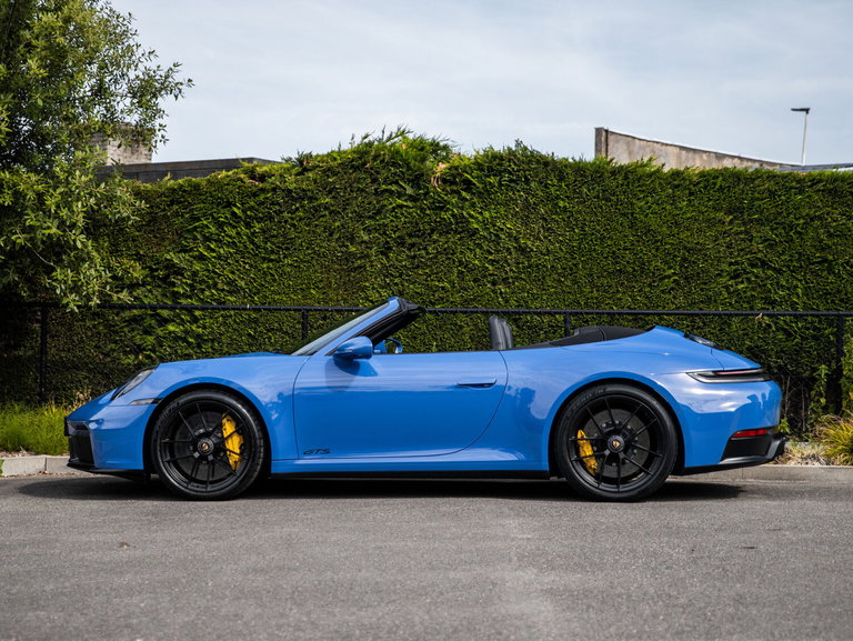 Porsche 992.2 Carrera 4 GTS