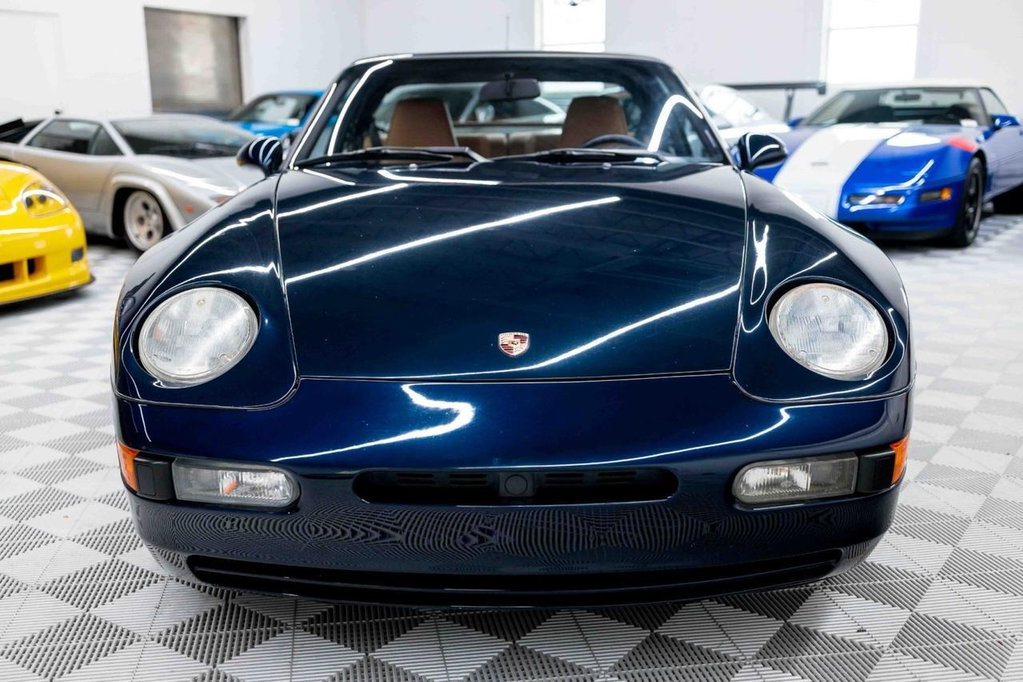 Porsche 968