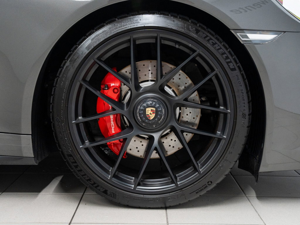 Porsche 991.2 Carrera GTS