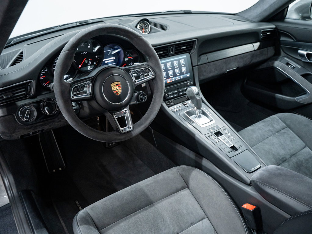 Porsche 991.2 Carrera GTS