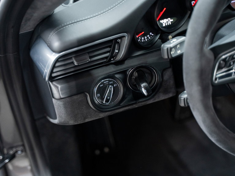 Porsche 991.2 Carrera GTS