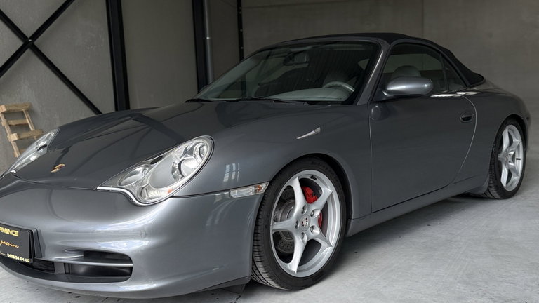 Porsche 996 Carrera 4