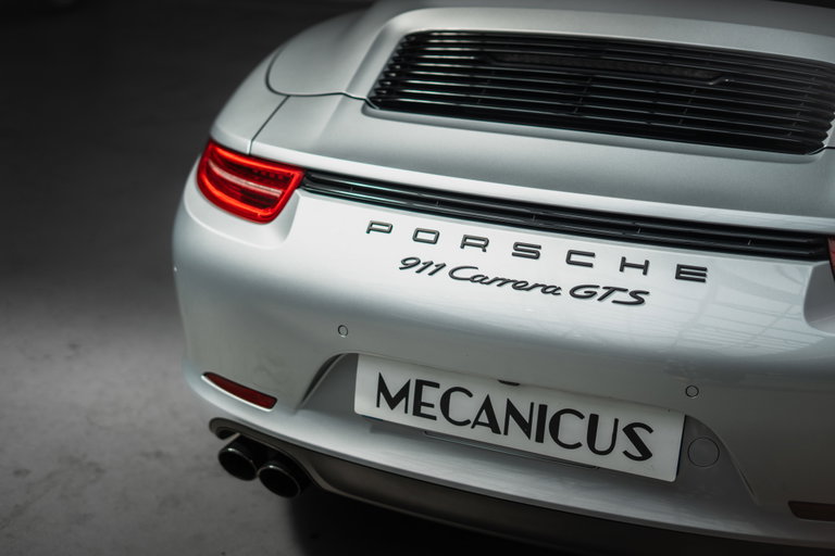 Porsche 991 Carrera GTS