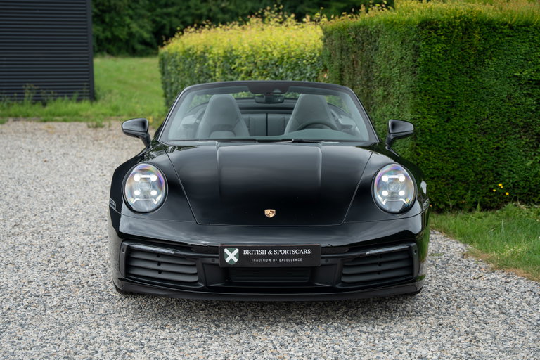 Porsche 992 Carrera