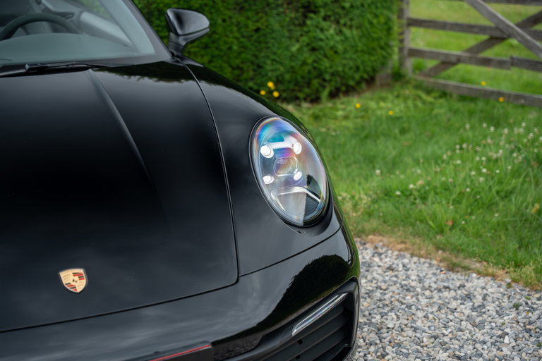 Porsche 992 Carrera