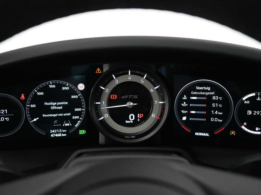 Porsche 992 Carrera 4 GTS