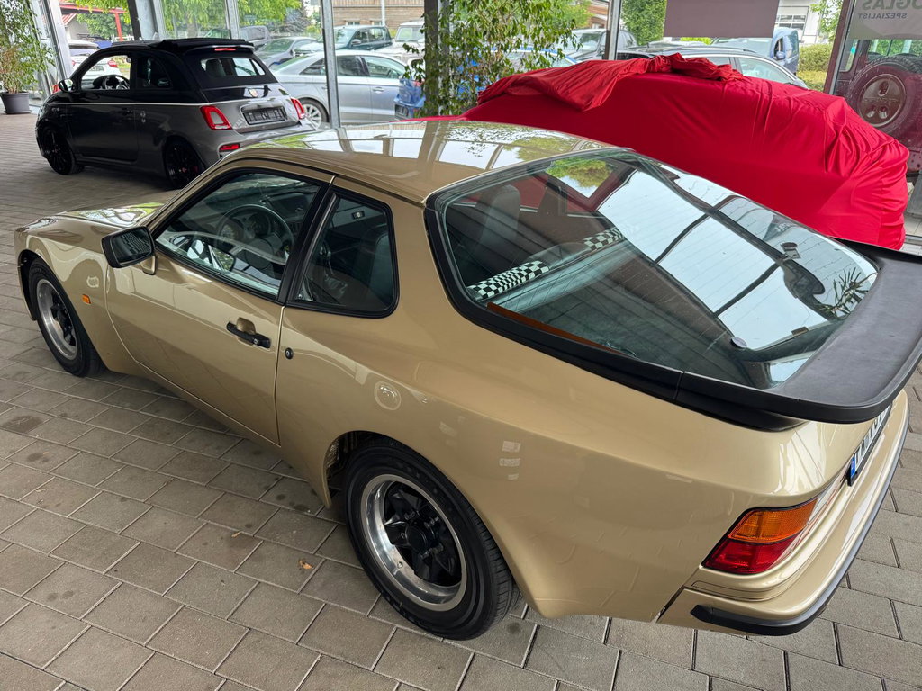 Porsche 944 Coupé