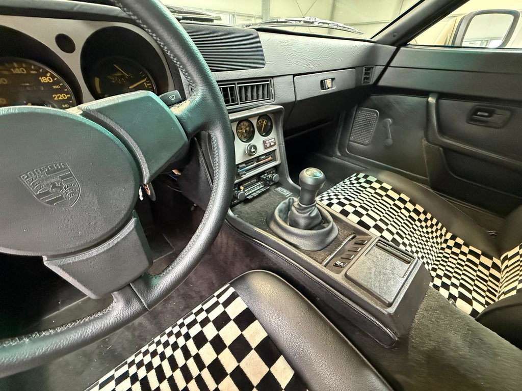 Porsche 944 Coupé