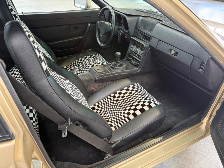 Porsche 944 Coupé