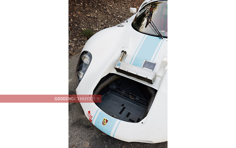 Porsche 910