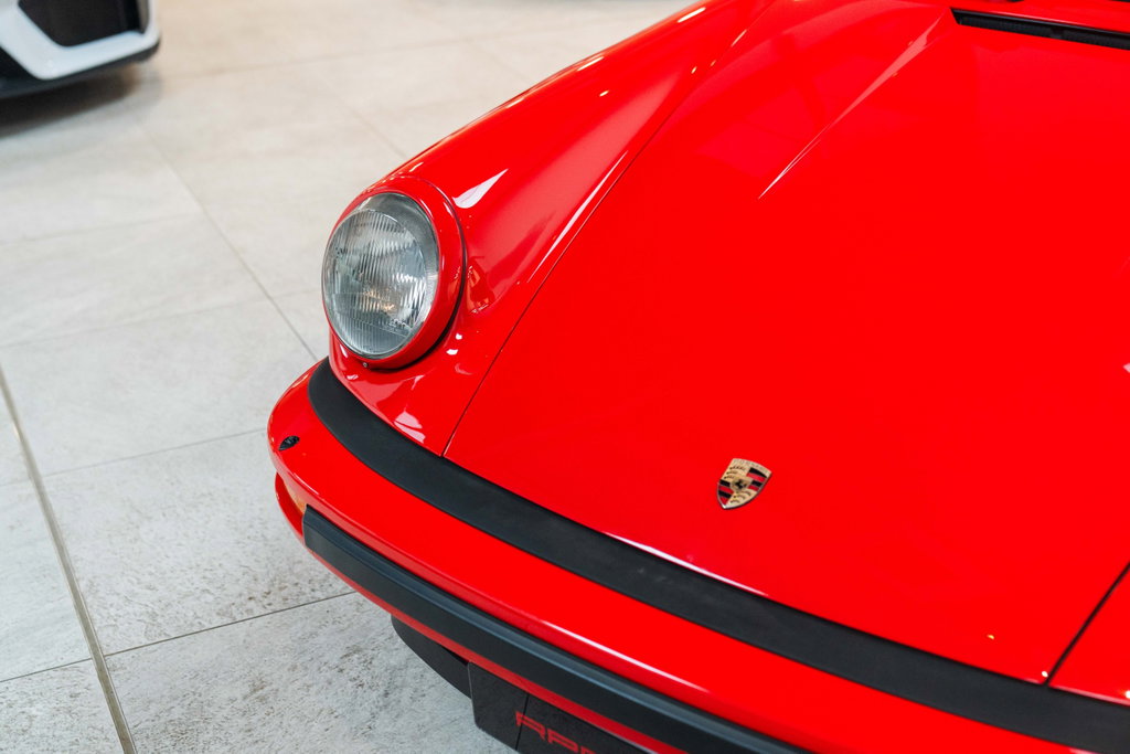 Porsche 911 Carrera 3.2 Supersport