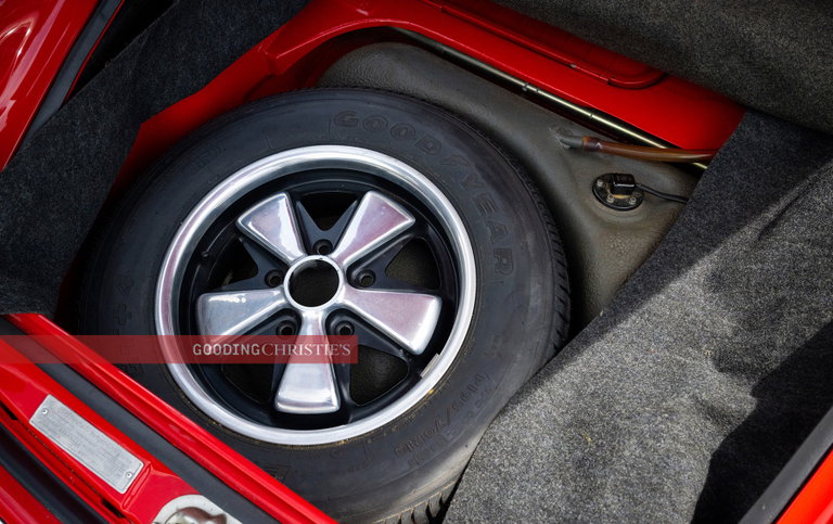 Porsche 911 S (F-Modell)