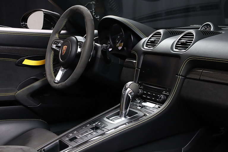 Porsche 718 Spyder
