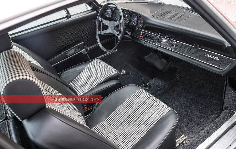Porsche 911 S (F-Modell)