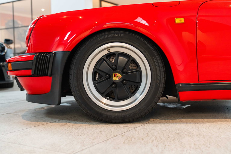 Porsche 911 Carrera 3.2 Supersport