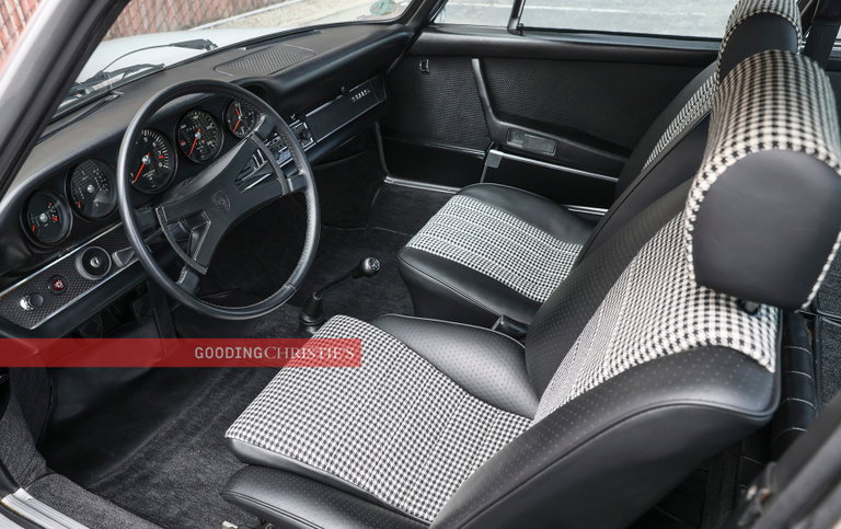 Porsche 911 S (F-Modell)