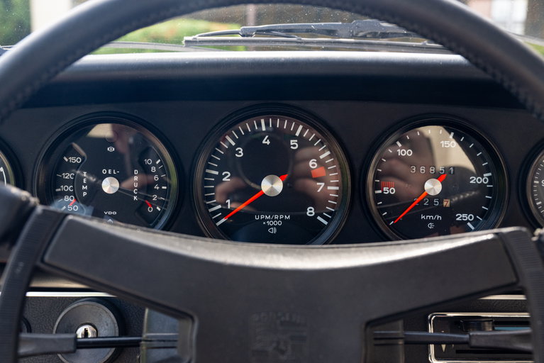 Porsche 911 T