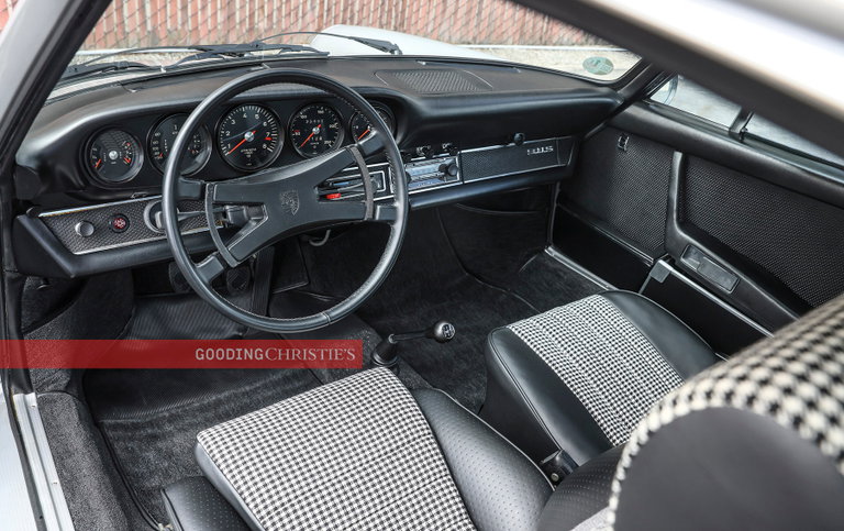 Porsche 911 S (F-Modell)