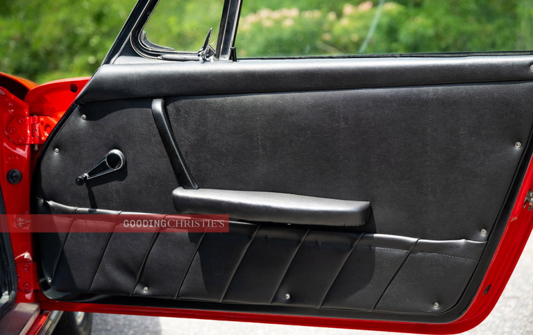 Porsche 911 S (F-Modell)