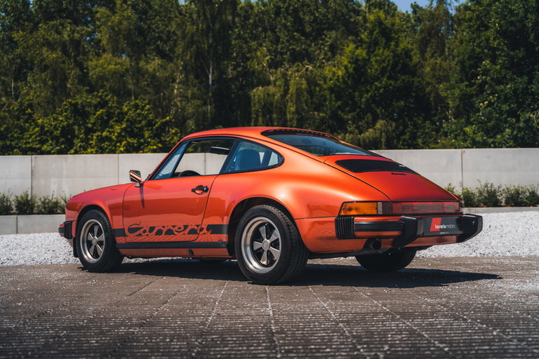 Porsche 911 Carrera 2.7