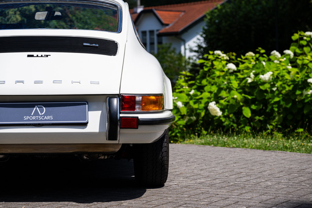 Porsche 911 T