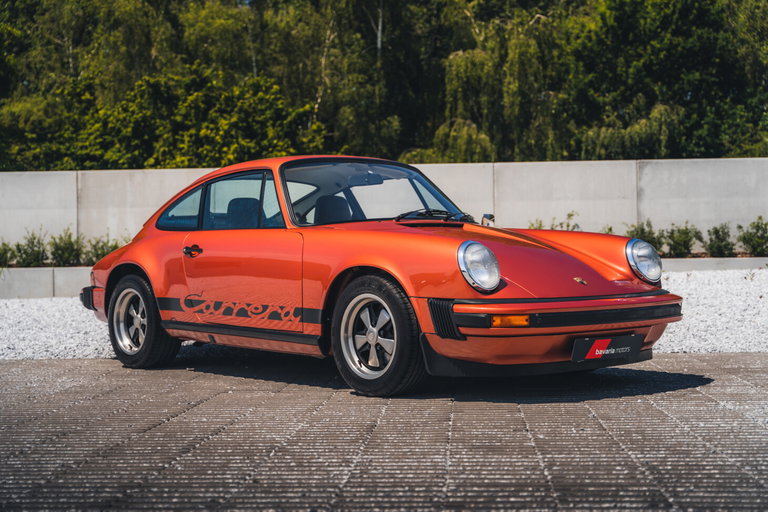 Porsche 911 Carrera 2.7