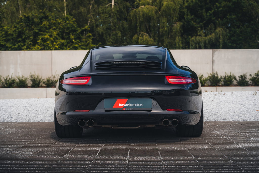 Porsche 991 Carrera Black Edition