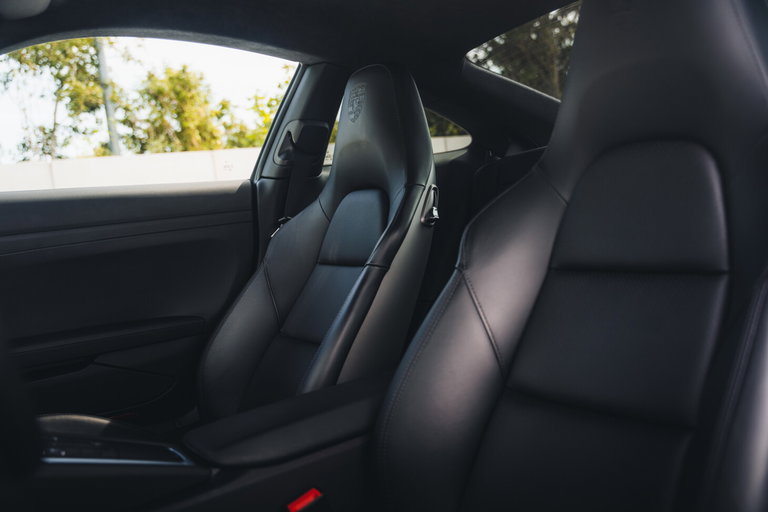 Porsche 991 Carrera Black Edition