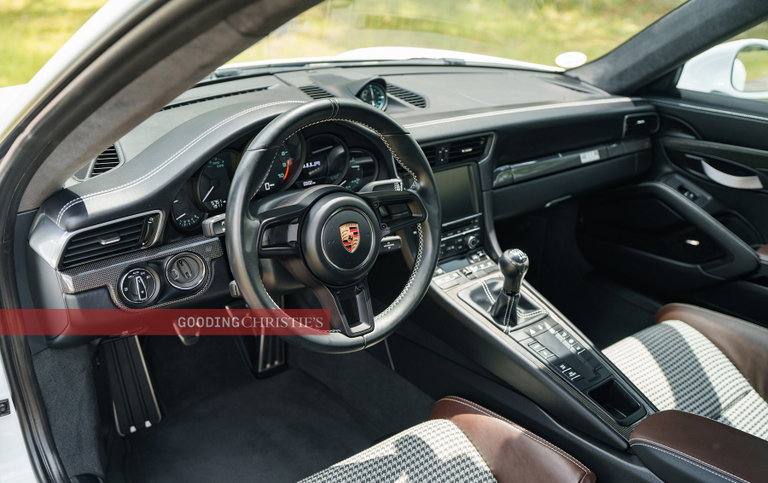 Porsche 911 R