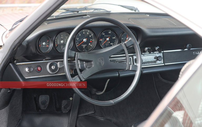Porsche 911 S (F-Modell)